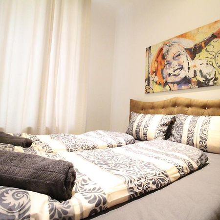 Private Double Bedroom Rf2 Viena Exterior foto